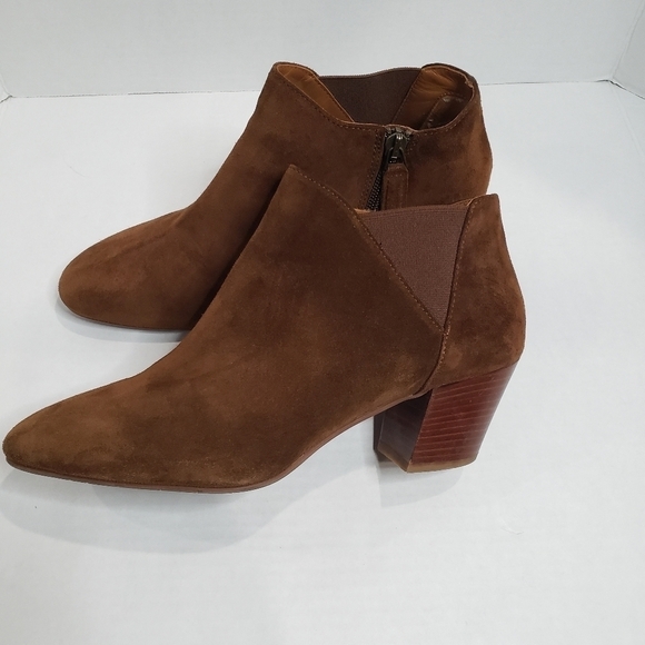 Aquatalia Farrell Waterproof Suede Ankle Booties Size 8.5 in Chesnut Color - Picture 5 of 13